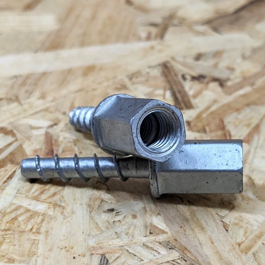 BTS6 H mit doppeltem Innengewinde M8/M10