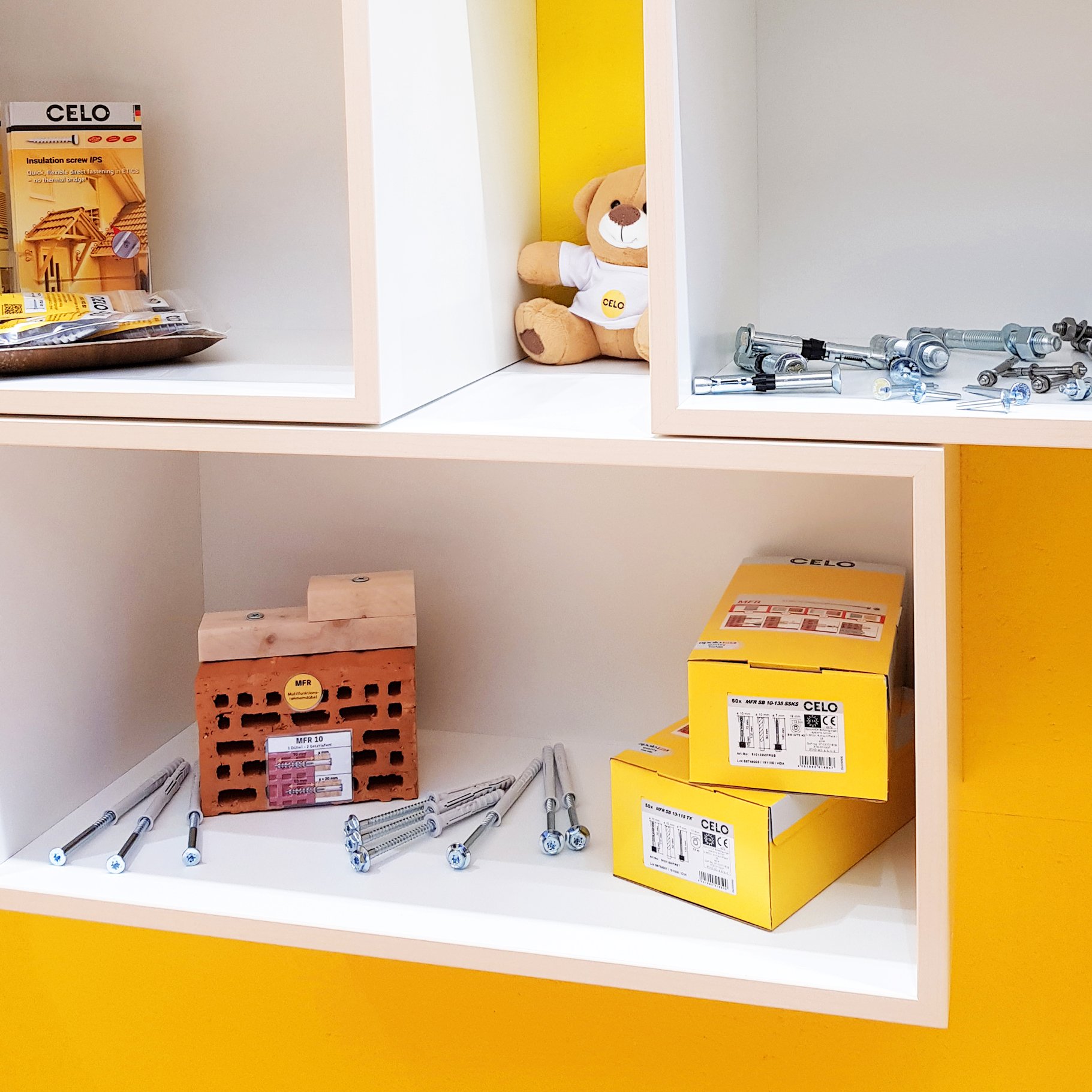 Produktübersicht von CELO Fixing Technology mit Bildern der Produkte